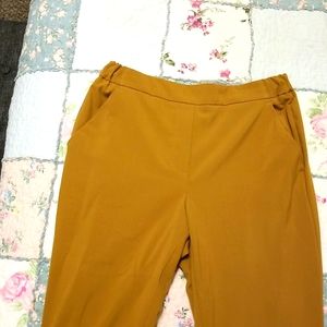 Mustard crop pants